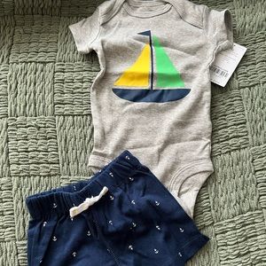 🍂4/$20🍂 NWT Carter’s Outfit